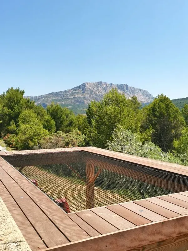 prive-le-tholonet-18