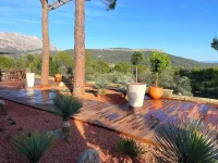 prive-le-tholonet-25